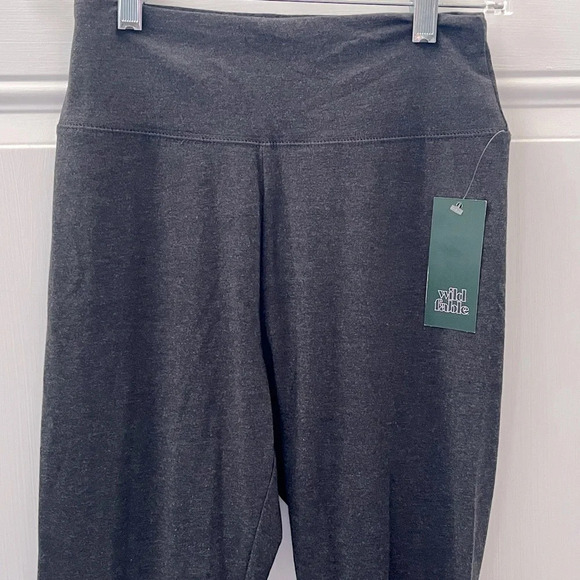 Wild‎ Fable High Rise Legging Womens Small Charcoal Gray Stretchy Comfy NWT - Picture 1 of 10
